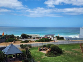 48 De Valle Diaz beach 2 bedroom beautiful sea view apartment!